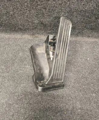 Chevrolet Camaro Accelerator throttle pedal 23390867 08W433N 08K16K211275