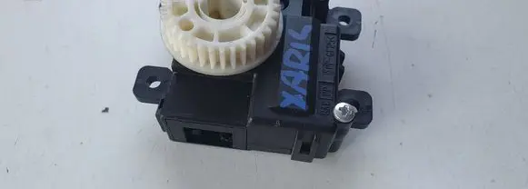 Toyota Yaris A/C air flow flap actuator/motor 