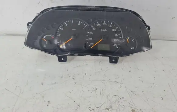 Speedometer (instrument cluster)