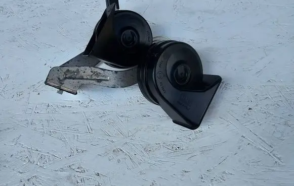 Peugeot 508 II Horn signal 9815870780