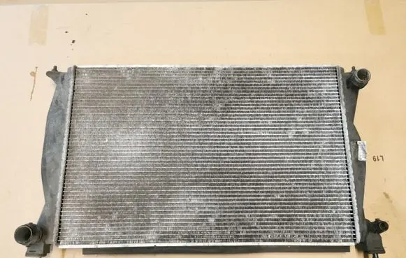 Audi A6 S6 C6 4F Coolant radiator 4F0121251N