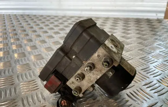 Opel Zafira B ABS Pump 10097005093 00006677E1 MWU5K1058C