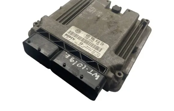 Volkswagen Touran I Engine control unit/module 03G906016EH 0281011786 1039S04595