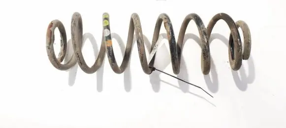 Volkswagen Polo IV 9N3 Rear coil spring