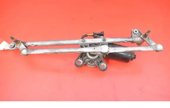 Opel Vectra C Front wiper linkage and motor