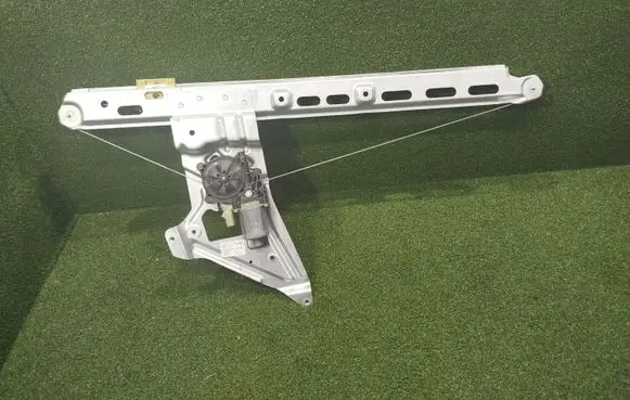 Mercedes-Benz Sprinter W907 W910 Front door electric window regulator A9107201100 C62621102