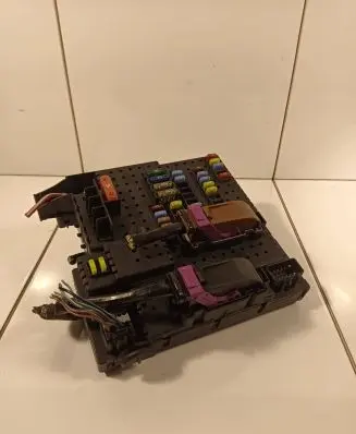 Volvo S60 Fuse module 8676391 00005241912 12217799