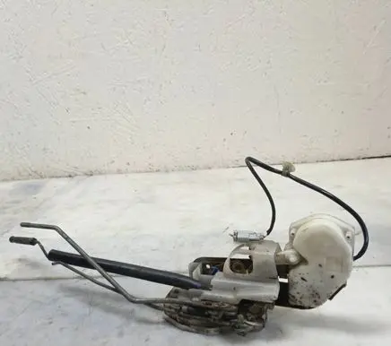 Honda CR-V Front door lock 97010