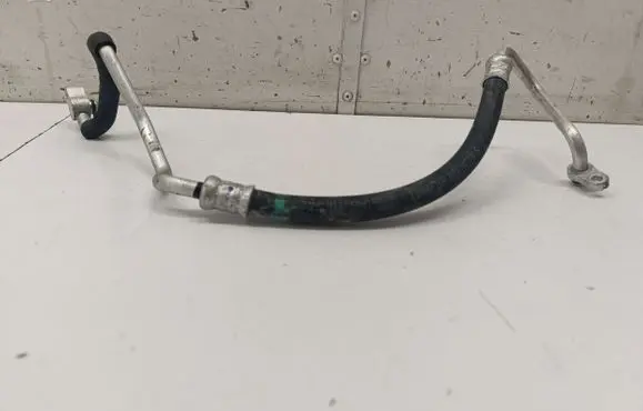 Mitsubishi L200 Air conditioning (A/C) pipe/hose