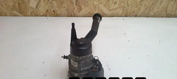 Citroen C4 I Power steering pump 968452580