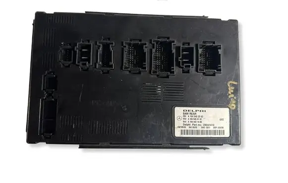 Mercedes-Benz ML W164 Fuse box set A1645402562