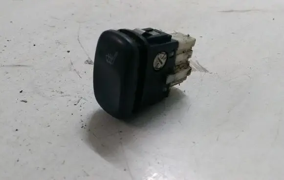 Volvo V70 Seat heating switch 9162939