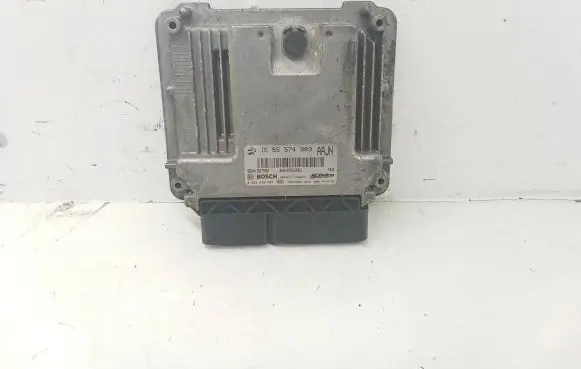 Opel Insignia A Engine control unit/module 55574903 55573560 0281016704