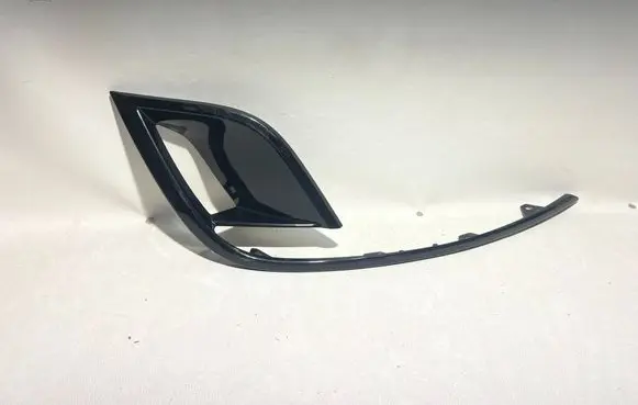 Renault Megane IV Front bumper lower grill 622574251R
