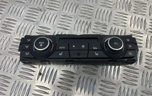 BMW 1 E81 E87 Climate control unit 9221852 090261779 A2C53398860
