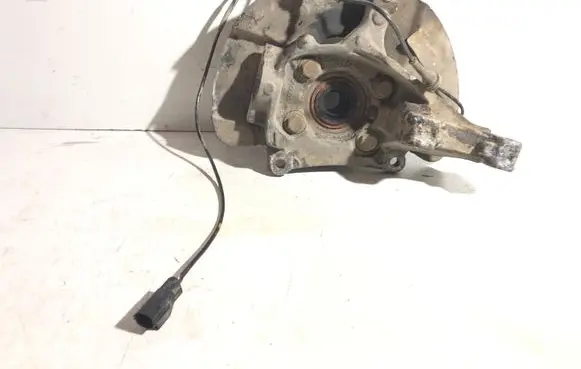 Volvo S60 Front wheel hub 9461943