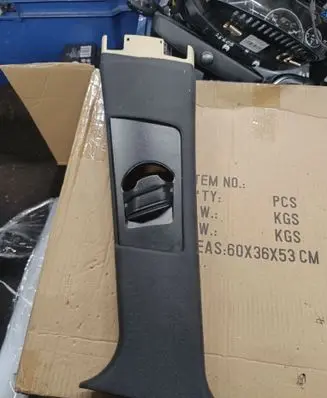 BMW X5 E53 (B) pillar trim (top) 51438203871 8203871