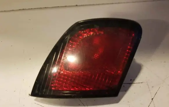 Nissan Primera Tailgate rear/tail lights 265559F510 89020142