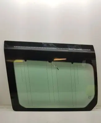 Land Rover Discovery 4 - LR4 Rear side window 43R001582 E000228 4324000T682