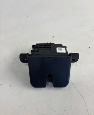 KIA Sportage Tailgate/trunk/boot lock/catch/latch D215