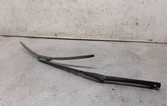 BMW 5 E60 E61 Windshield/front glass wiper blade 