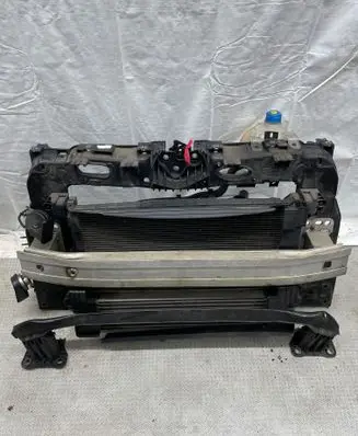 Fiat 500L Radiator support slam panel