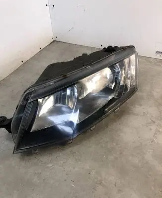 Skoda Octavia Mk3 (5E) Headlight/headlamp 5E2941015