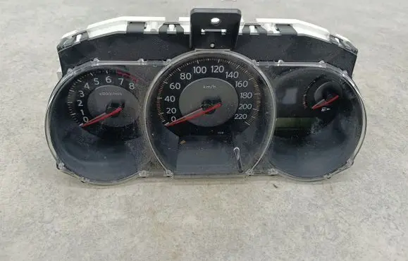 Nissan Tiida C11 Speedometer (instrument cluster) 24810EM00A