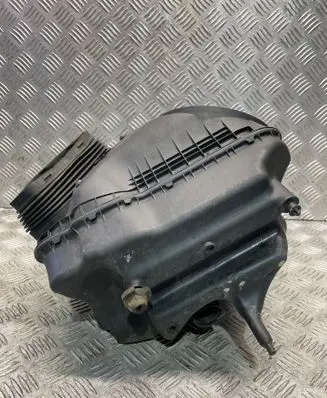 Air filter box