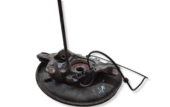 Mercedes-Benz E C207 W207 Rear wheel hub 