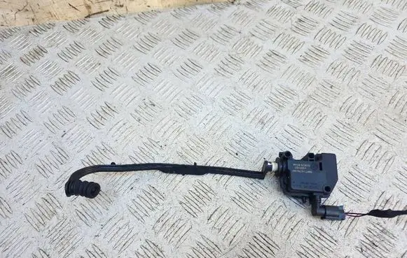 BMW 2 F22 F23 Fuel tank cap lock motor 7270792