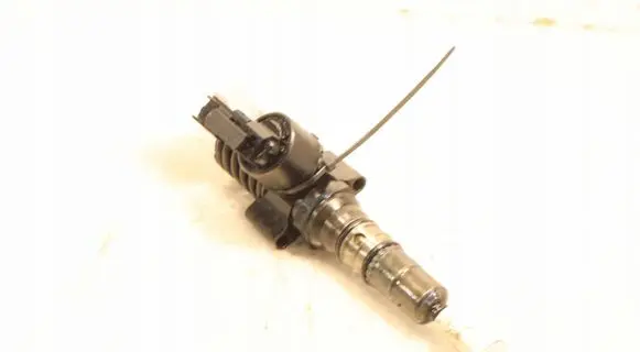 Audi A6 S6 C6 4F Fuel injector 0414720404