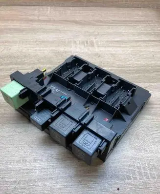Volkswagen PASSAT B7 Comfort/convenience module 3AA937087N 5WK50513