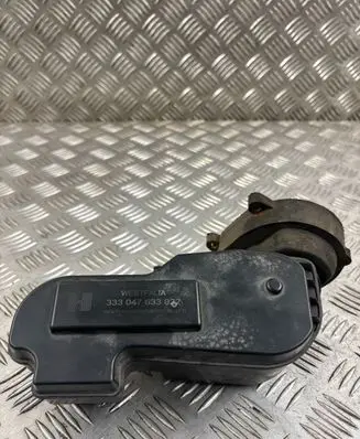Volkswagen Touareg II Tow bar trailer control unit/module 333047633022