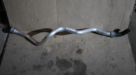 Porsche 992 Engine coolant pipe/hose