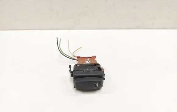 Nissan Interstar Windscreen/window heater switch 2648804 7060010 313155A