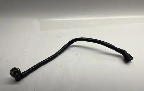 Ford Mustang VI Vacuum line/pipe/hose JR3E6758BE
