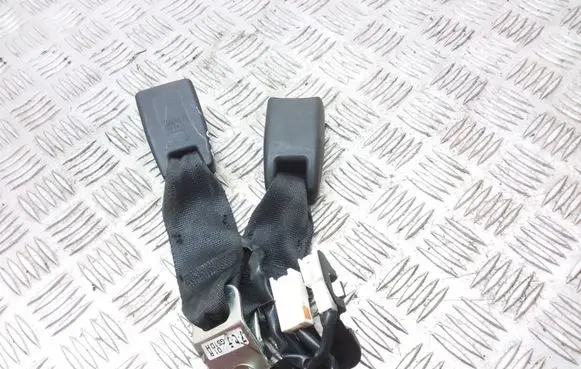 Mazda 6 Rear seatbelt buckle