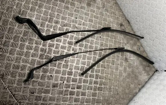 Ford S-MAX Front wiper blade arm 