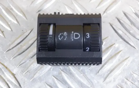Volkswagen Polo V 6R Headlight level height control switch 6R0941333