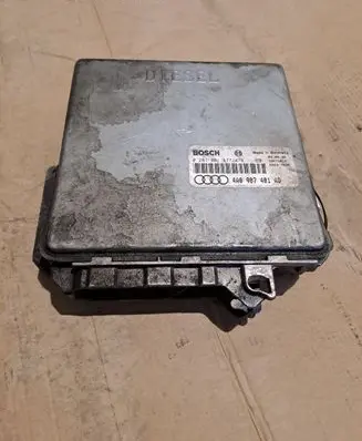 Audi A6 S6 C4 4A Engine control unit/module 0281001477