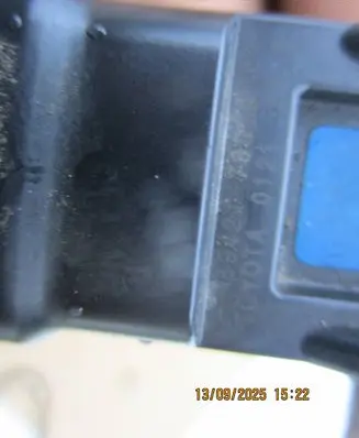 Lexus NX Oil pressure sensor 89421-78010