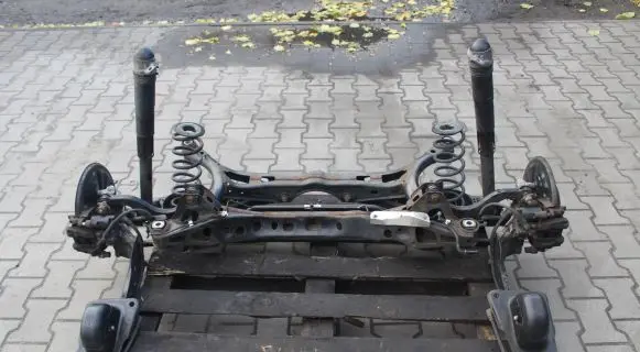 Volkswagen PASSAT B8 Rear axle beam 