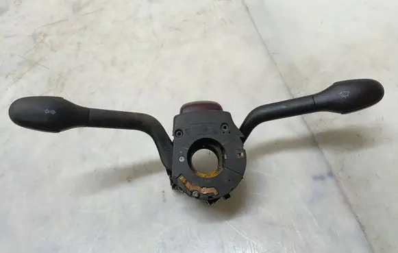 Volkswagen Golf III Wiper turn signal indicator stalk/switch 1H6953503AA 202471 88S79