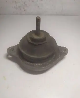 Audi A6 S6 C4 4A Engine mount bracket 443199379