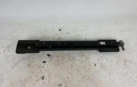Maserati Ghibli Front driver seat rail L0330659 L0330659PN