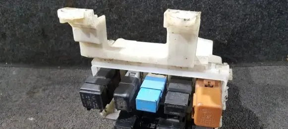 Nissan Almera N16 Fuse box set