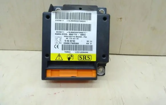 Peugeot RCZ Airbag deployment crash/impact sensor 9677664180