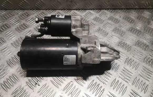 Mercedes-Benz ML W164 Starter motor 0061510501 A0061510501