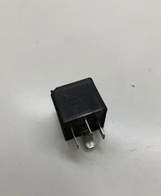 Audi A4 S4 B8 8K Other relay 8K0951253 643